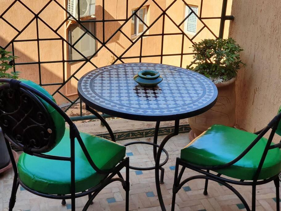 Charmant Riad Au Coeur De Marrakech Marrakesh Exterior photo